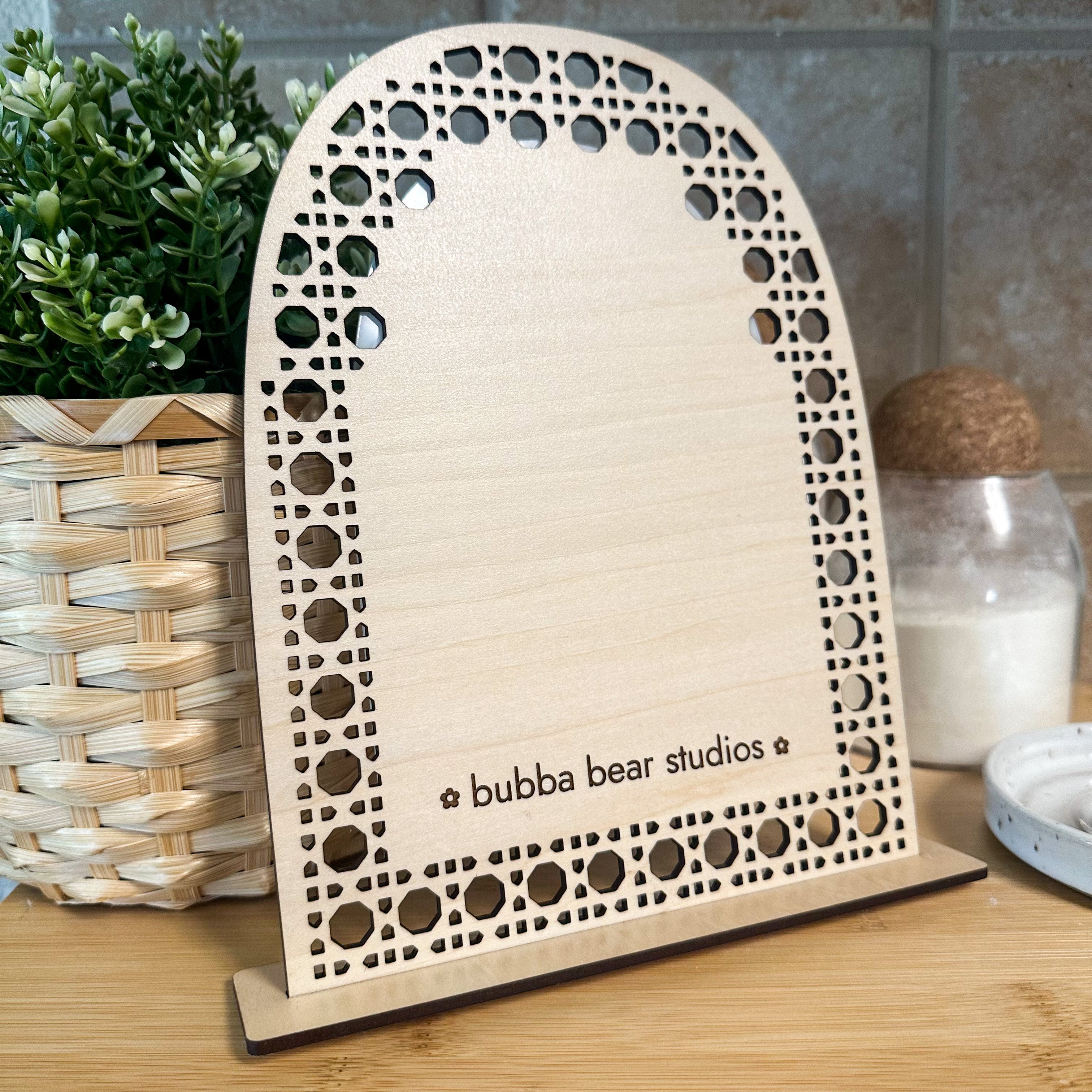 Rattan Arch Dry Erase Desktop Message Board – Bubba Bear Studios